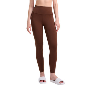 Pantalons de yoga pour femmes, taille haute, longueur entière, respirants, séchage rapide, légers, extensibles dans les quatre sens, collants de fitness, effet pêche, finition sablée - Product Image 5