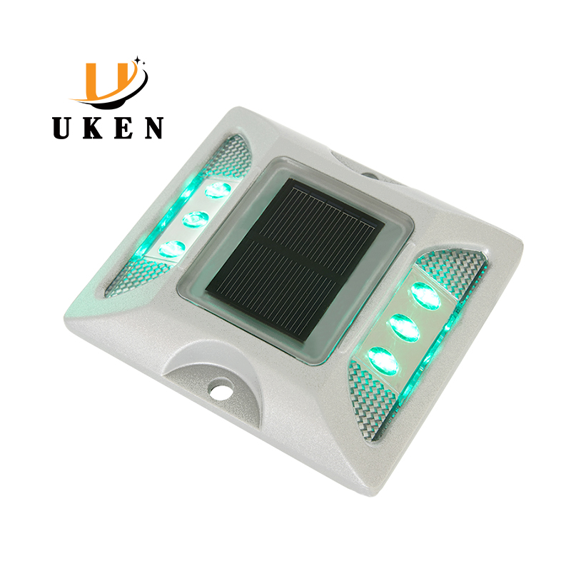 10 Years Factory IP68 Waterproof Highway Safety LED Solar Cat Eyes Road Stud