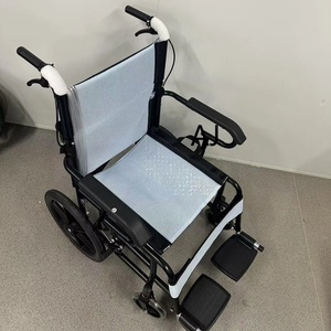 Fauteuil roulant pliable léger et portable pour personnes âgées, fauteuil de mobilité manuel compact pour seniors et enfants - Product Image 5