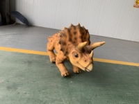 Zigong RC Roboterhund Triceratops Laufender Dinosaurier-Roboter, Realistisches Simulationsmodell, Leichte Anpassbare Größen für Park-, Einkaufszentrum- und Karnevalsshows