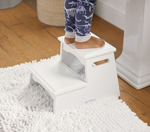 Taburete Infantil Ligero <span class=keywords><strong>de</strong></span> <span class=keywords><strong>Madera</strong></span>, <span class=keywords><strong>Escalera</strong></span> Plegable que Ahorra Espacio con Asa Portátil para Cocina, Garaje, Hogar y Uso junto a la Cama - Product Image 5