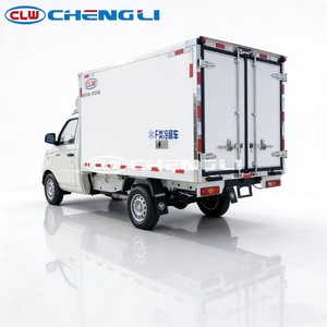 Camion frigorifique Foton 4x2 de 3 tonnes pour le transport de viande et de poisson, destiné aux transportations spéciales - Product Image 2