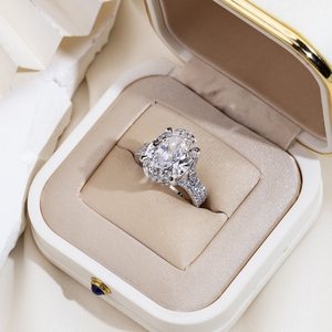 Sẵn sàng giao hàng Nhẫn cưới/nhẫn đính hôn vàng 18K dành cho nữ, kim cương nhân tạo đặt làm riêng MSR-1264 - Product Image 4