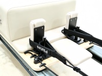 Reformer de Pilates professionnel en aluminium avec tour |   Cuir en silicone écologique, éponge haute densité pour usage en studio