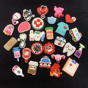 Infirmière de style médical accessoires stéthoscope coeur pilule dent rétractable caoutchouc PVC ID porte-<span class=keywords><strong>Badge</strong></span> avec pince crocodile bobine - Product Image 5