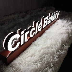 Biển Hiệu Để Bàn <span class=keywords><strong>LED</strong></span> Tùy Chỉnh Kexian Biển Hiệu Để Bàn Đứng Miễn Phí Biểu Tượng Trưng Bày Quầy Quảng Cáo Biển Hiệu Chữ Acrylic - Product Image 4