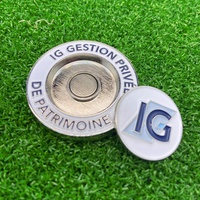 Vente en gros personnalisée Marqueur de balle de golf magnétique simple face Jeton de poker en fer de 40mm avec jeu de marqueurs de balle émaillée en métal de 25mm