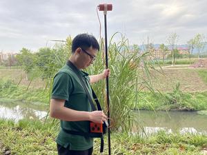 지하 저장 탱크 위치(UST)를 위한 프로톤 자력계, 광물 탐사용 GPS 자력계, <span class=keywords><strong>UXO</strong></span> 탐지기 - Product Image 4