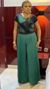 Alta calidad verano <span class=keywords><strong>nueva</strong></span> moda Casual Estilo de vida <span class=keywords><strong>Issey</strong></span> <span class=keywords><strong>Miyake</strong></span> Top con pantalones sueltos plisados conjunto de dos piezas para mujer - Product Image 6