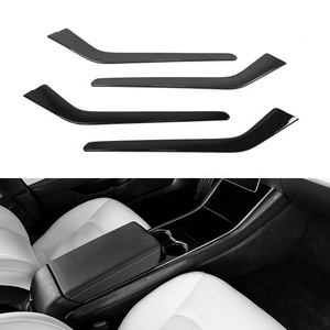 Garnitures latérales de décoration de couverture de consoles centrales de style de fibre de carbone pour <span class=keywords><strong>Tesla</strong></span> <span class=keywords><strong>Modle</strong></span> <span class=keywords><strong>3</strong></span> - Product Image 1