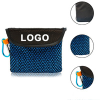 Serviette auto-refroidissante instantanée avec pochette de transport en filet pratique, serviette de sport respirante et glacée pour le sport