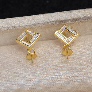 ตัวเรือนต่างหูเงินแท้ S925 ทรงสี่เหลี่ยมขัดเงา อุปกรณ์ DIY สำหรับเครื่องประดับมุก ลูกปัดเว้นวรรค 16.5-16.7 มม. รุ่น Ma Bei 6082 อุปกรณ์ทำเครื่องประดับ - Product Image 2