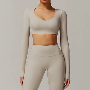 Nouvel ensemble <span class=keywords><strong>de</strong></span> leggings <span class=keywords><strong>de</strong></span> sport respirants et froncés 2026 pour <span class=keywords><strong>femmes</strong></span>, avec short <span class=keywords><strong>de</strong></span> yoga uni et taille élastique – Approvisionnement direct usine - Product Image 6