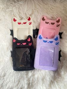 Porte-clés en peluche tendance avec ailes de diable, étui souple pour cartes <span class=keywords><strong>Polaroid</strong></span>, cartes d'identité et collection de cartes de fans - Product Image 1