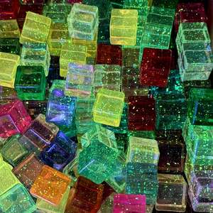 Llaveros de Cubo de Hielo Luminosos Transparentes de 18 mm, Cuentas Acrílicas para Colgantes de Bolsos, Manualidades DIY - Product Image 1