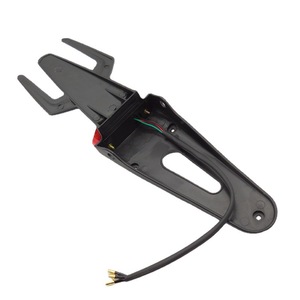 Guardabarros Modificado para Motocicleta D198, Luz Trasera LED Roja, Luz de Freno y de Posición para Motocicleta Todoterreno de Montaña - Product Image 5
