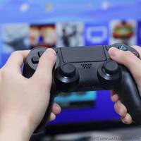 Vente en gros de nouvelles consoles de jeux vidéo P-S4 1TB Linux avec écran de 5,7 pouces, autonomie de 6 heures, couleur noire, 10000 jeux intégrés, AMD