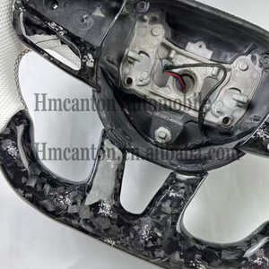 Nouveau produit phare : Volant en cuir perforé en fibre de carbone forgée pour Dodge Challenger - Product Image 2