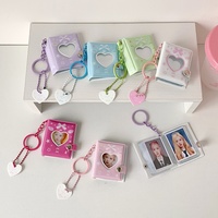 Himocute penutup PVC Mini 2 inci, Album foto plastik penyimpanan kartu ID dengan gantungan kunci berbentuk hati, liontin ikat Spiral