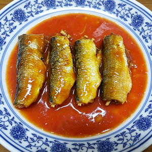 <span class=keywords><strong>Sardinas</strong></span> Enlatadas en Salsa de Tomate, Precio al por Mayor, 155g/425g, Suministro de Fábrica China - Product Image 2