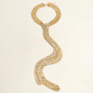 Kaimei 2026 Gioielli di Moda Lussuosa <span class=keywords><strong>Collana</strong></span> Lunga Placcata Oro 18k con Catena a Griffe Extra Lunga per Donna - Product Image 3