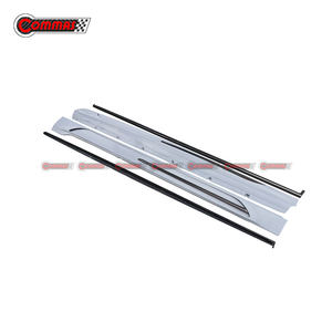 ชุดแต่งตัวถังรถยนต์ Bentley Flying Spur รุ่น MSY สไตล์คาร์บอนไฟเบอร์ครึ่งคัน ประกอบด้วยกันชนหน้า สเกิร์ตข้าง กระจังหน้า ฝากระโปรง กันชนหลัง - Product Image 4