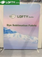 Tissu tricoté élastique 230g imprimé par sublimation, extensible dans les deux sens, pour bannières de fond de scène (Step and Repeat)