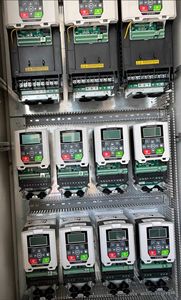 Chi phí thấp cumark vsd <span class=keywords><strong>AC</strong></span> biến tần số ổ đĩa biến tần <span class=keywords><strong>VFD</strong></span> 11Kw 15KW - Product Image 4