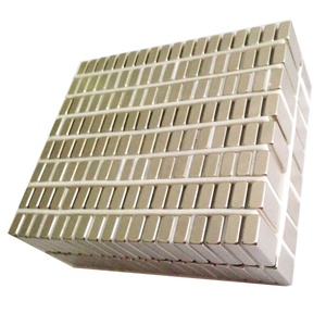 แม่เหล็กบล็อกแท่งนีโอไดเมียมทรงพลังแม่เหล็ก N52แม่เหล็กนีโอดิเมียมสี่เหลี่ยมผืนผ้า50มม. X 25มม. x 10มม. - Product Image 4