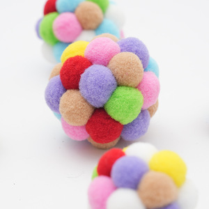 Giocattoli per gatti di alta qualità giocattoli per gatti in bastoncino per animali domestici palline elastiche per campanello in lana colorata arcobaleno palle giocattolo - Product Image 4