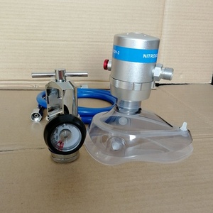 <span class=keywords><strong>Set</strong></span> Valvola di Regolazione N2O per Uso Medico con Regolatore MINI e Tubo ad Alta Pressione da 1,5m, Modello FLOWLINE FLN, Pressione di Ingresso 50psi - Product Image 2