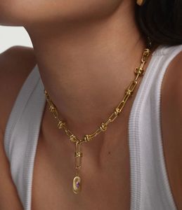 مجوهرات ملهمة للبيع بالجملة قلادة قابلة للتحويل مطلية بالذهب عيار 18 قيراط مع قلادة ترقوة وخياطة للنساء - Product Image 5