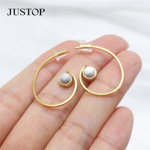 Vente en gros de bijoux nouveau design boucles d'oreilles pendantes géométriques respectueuses de l'environnement en acier inoxydable plaqué or 18 carats pierre naturelle - Product Image 4