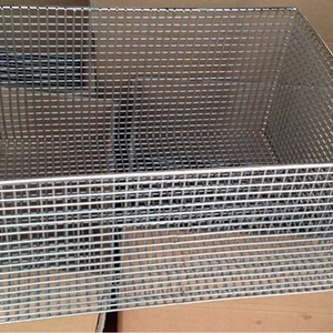 Paniers de rangement industriels modernes en acier inoxydable avec poignées – Paniers en treillis métallique de diverses formes, durables, écologiques et personnalisables - Product Image 6