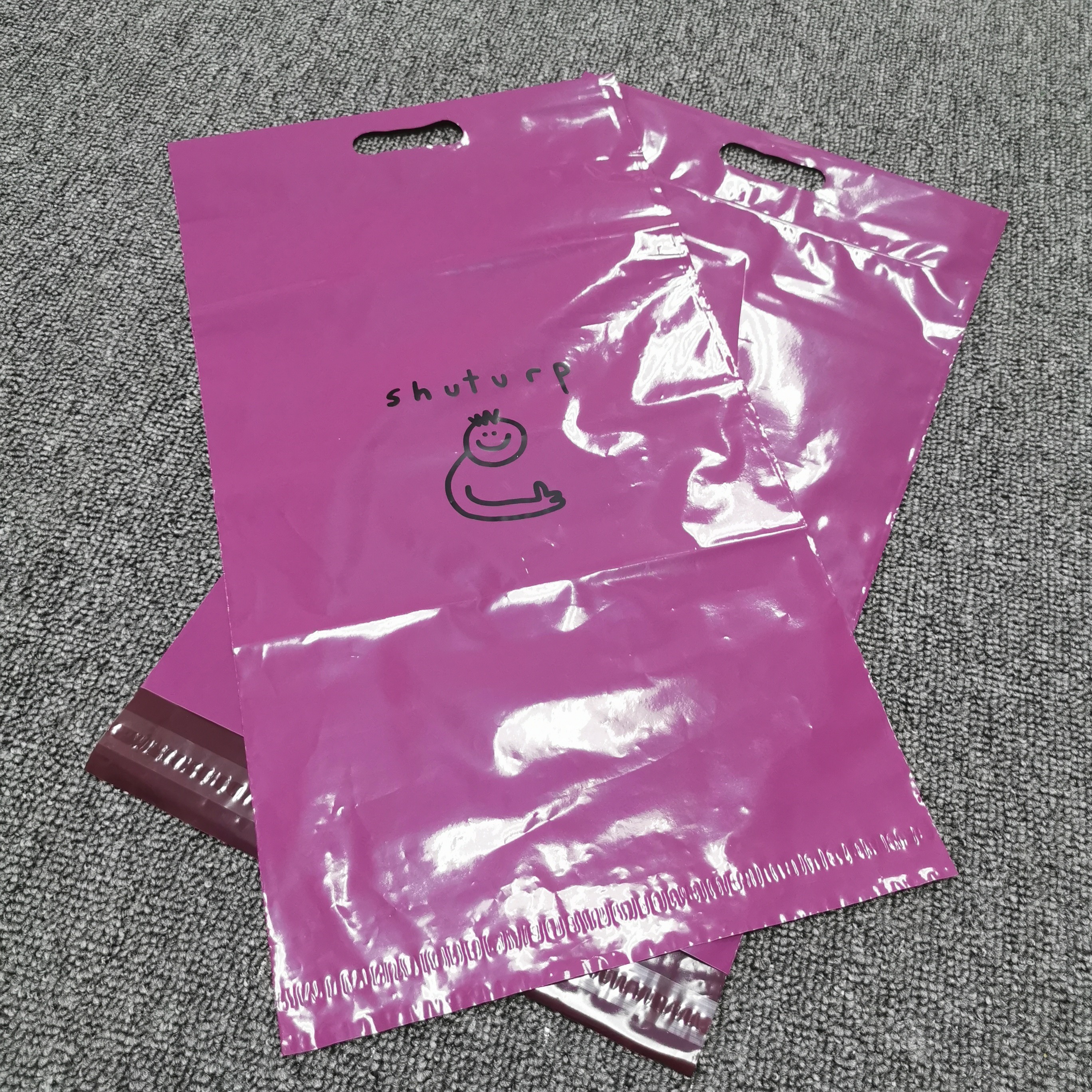 Custom Portable Mailing Bags With Handle for Clothing Transport Packaging Biodegradable Underwear Mailer Bag With Logo