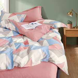 Cloudland Luxury Queen Size Ensemble de couette de lit design 3 pièces Couverture d'été matelassée en polyester jacquard - Product Image 3