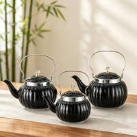 Théière en acier inoxydable noire en forme de citrouille, bouilloire portable avec poignée métallique, infuseur à thé pour la maison