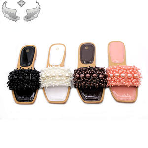 <span class=keywords><strong>Sandalias</strong></span> Planas de Perlas de Alta Calidad a la Moda al <span class=keywords><strong>por</strong></span> Mayor para Mujeres y Damas - Pantuflas de Mujer Antideslizantes y Transpirables - Product Image 1