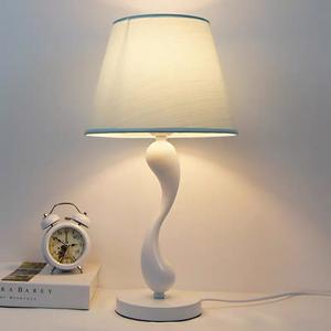 Lámpara de Mesa de Estilo Nórdico, Moderna, Minimalista, Americana, Cálida, Creativa, con Botón Táctil, Regulable, para Dormitorio, Sala de Estar, Lámpara de Estilo Nórdico - Product Image 2