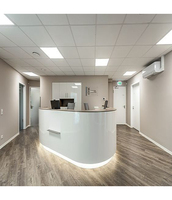 Bureau d'accueil moderne d'excellente qualité avec lumière