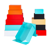 Boîte pliante monobloc en carton rigide grand format, peu encombrante, avec fermeture magnétique, style livre découpé, impression quadricolore UV