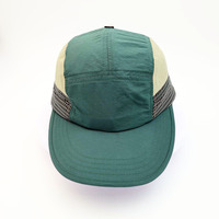 Casquette de sport 5 panneaux ajustée en tissu 100% polyester et nylon, imperméable et respirante, avec impression de logo en relief, pour hommes et femmes, idéale pour le camping et le golf