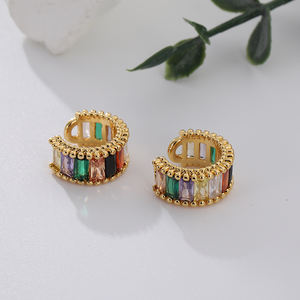 Juego de Joyería de Acero Inoxidable Chapado en Oro Personalizado para Mujer, Aretes de Aro con Diseño Hueco de Moda para Fiestas - Product Image 2