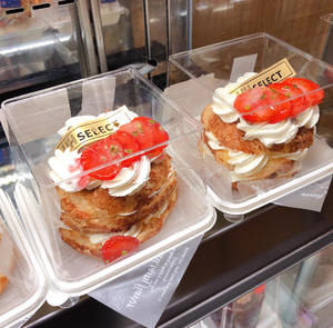 Boîte d'emballage alimentaire pour gâteau au tiramisu populaire sur <span class=keywords><strong>Internet</strong></span>, transparente, carrée, coupée en tranches, en velours rouge, mille-feuille, mousse, pâtisserie - Product Image 6