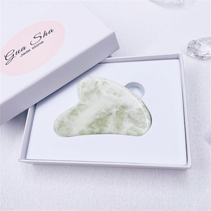 Nouvel outil de massage corporel en pierre de cristal naturelle, pierre de jade verte Gua Sha Guasha - Product Image 3