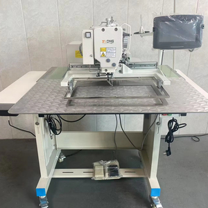 Machine à coudre industrielle informatisée entièrement automatique YJC-3020 pour le tissage du cuir, idéale pour les sacs et les empeignes de chaussures. - Product Image 1