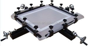 Presse à écran semi-automatique à 12 stations à haut rendement pour l'impression rotative de vêtements et de t-shirts - Product Image 4