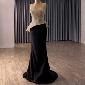 Vestido de noche de lujo sin tirantes con cristales y cremallera, elegante para ocasiones formales. - Product Image 4