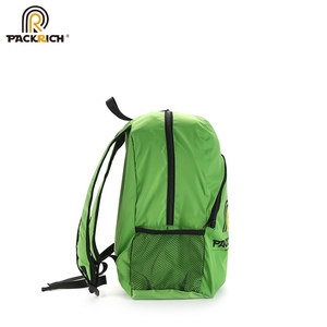 Mochila plegable de viaje para mujer plegable impermeable y ligera Ultra Print de alta calidad - Product Image 3