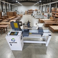 Tour à bois CNC multifonction Mustang MT5025AT avec commande PLC, broche 2800 tr/min, diamètre de tournage max. 250 mm, 1,5-3,5 kW